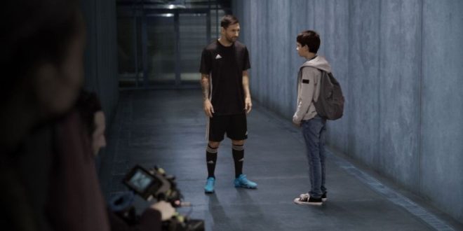 U susret finalu UEFA Lige šampiona: Mastercard predstavlja novi AI video sa Lionelom Mesijem